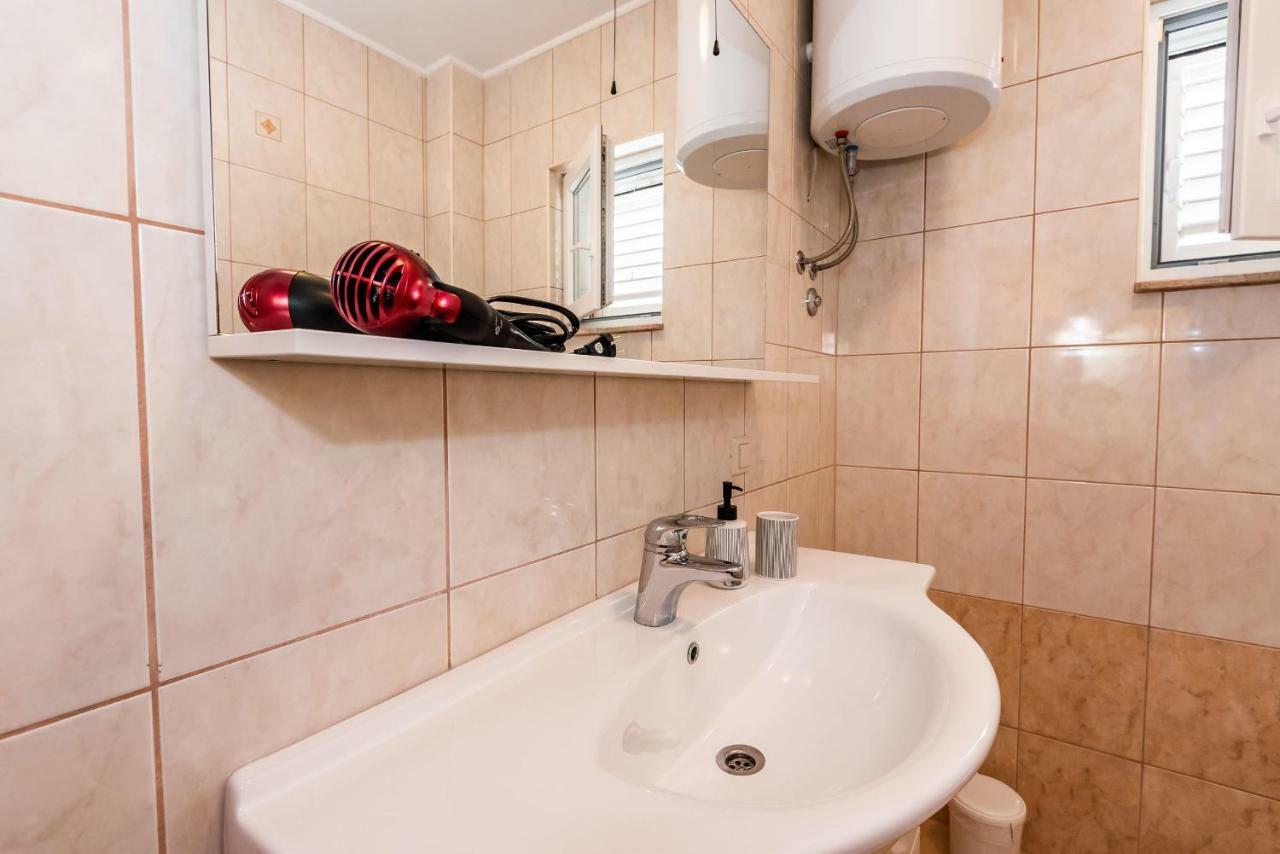 Apartmani Marina Klek Eksteriør bilde
