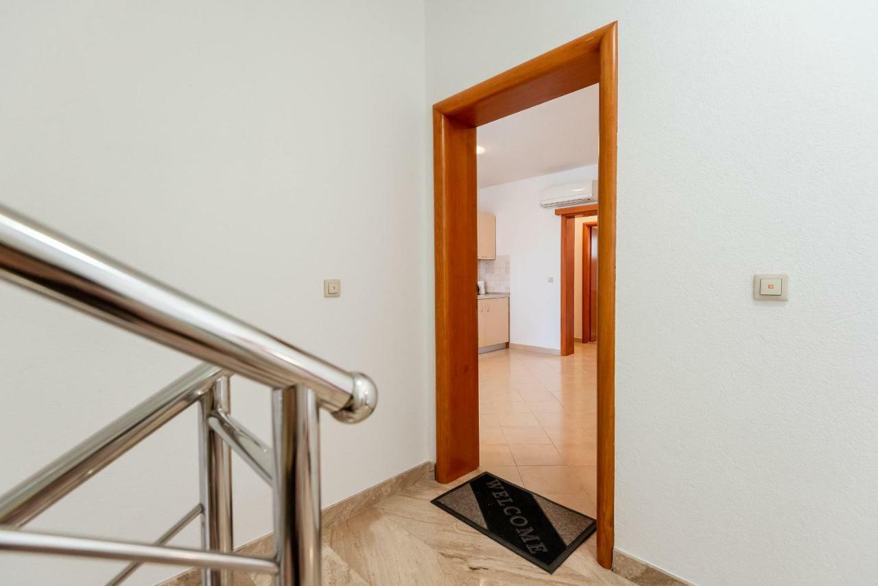 Apartmani Marina Klek Eksteriør bilde