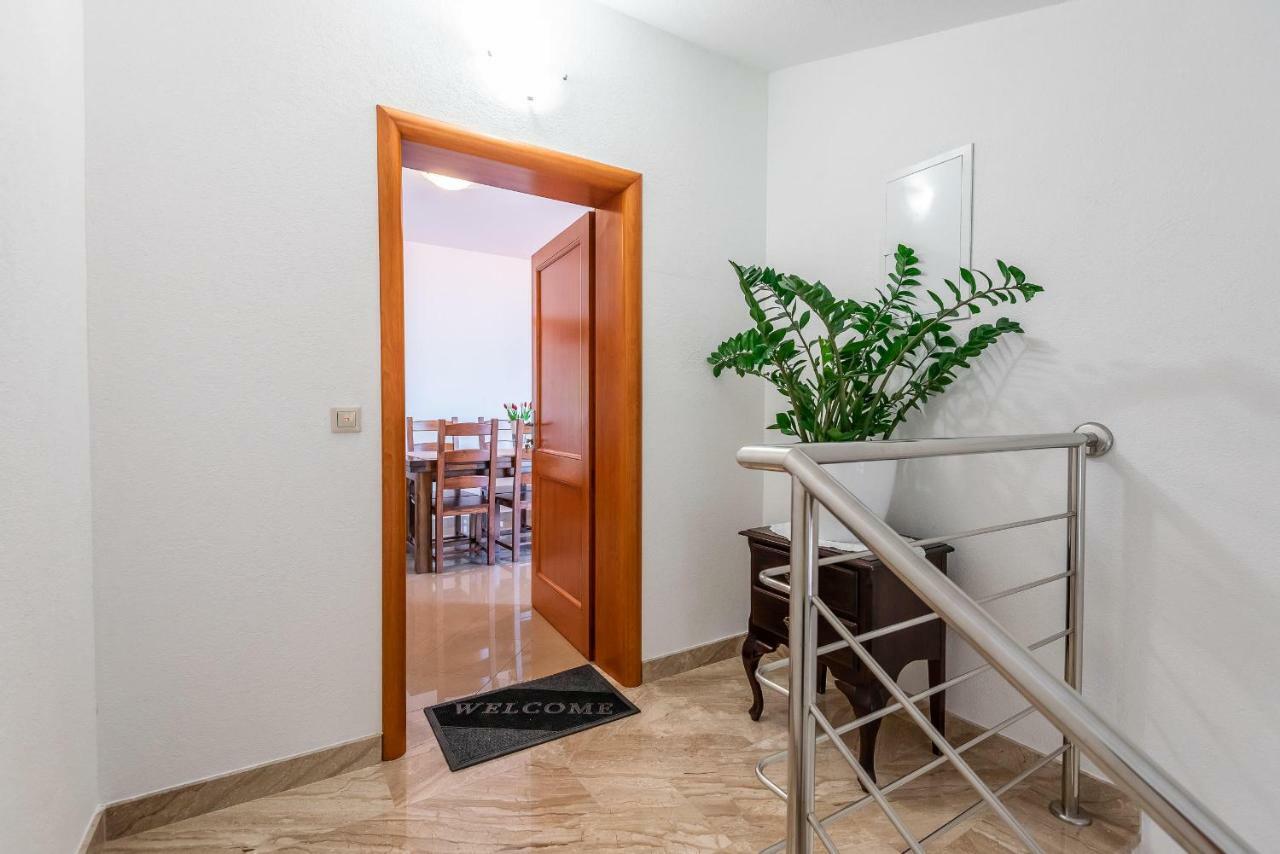 Apartmani Marina Klek Eksteriør bilde