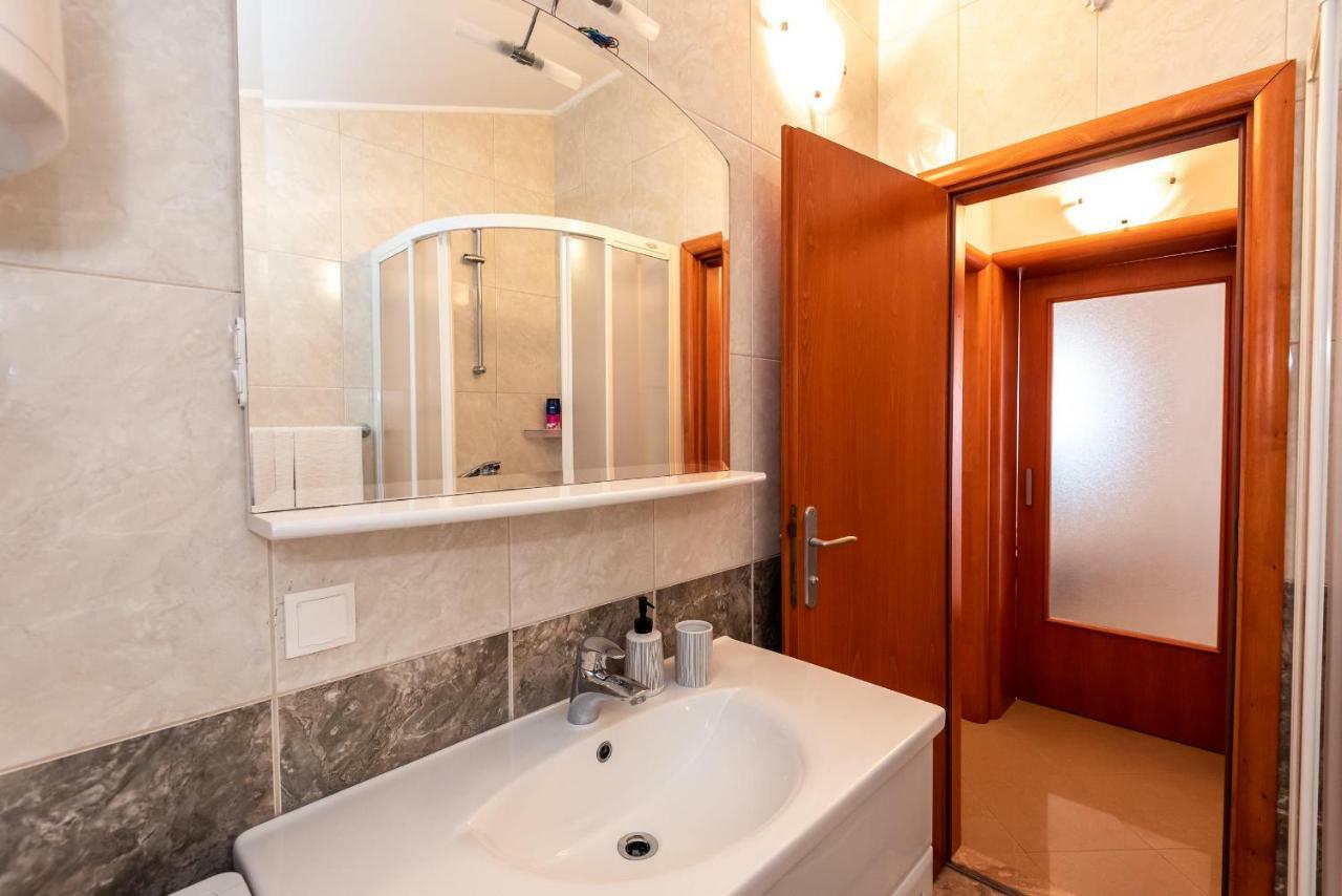 Apartmani Marina Klek Eksteriør bilde